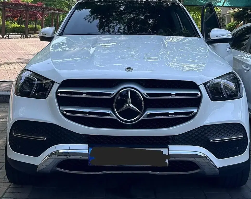 벤츠 22년식 GLE 300d 앞 범퍼 뒤 범퍼 팝니다